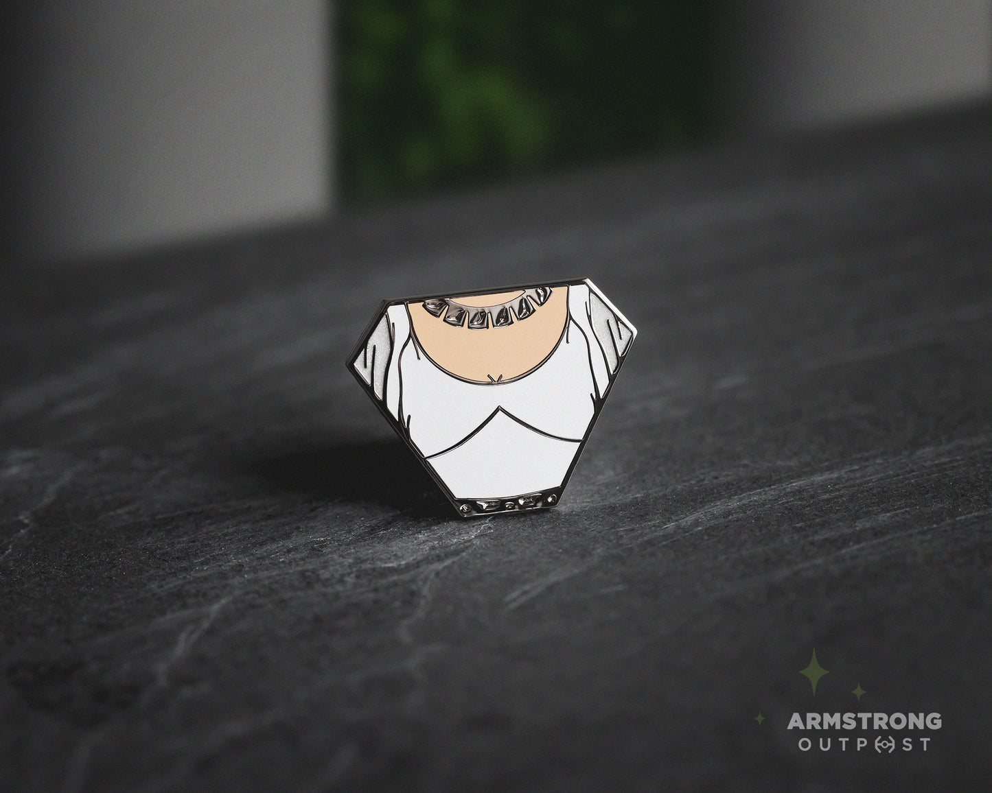 Award Ceremony Gown ✧ Shield Series Pin