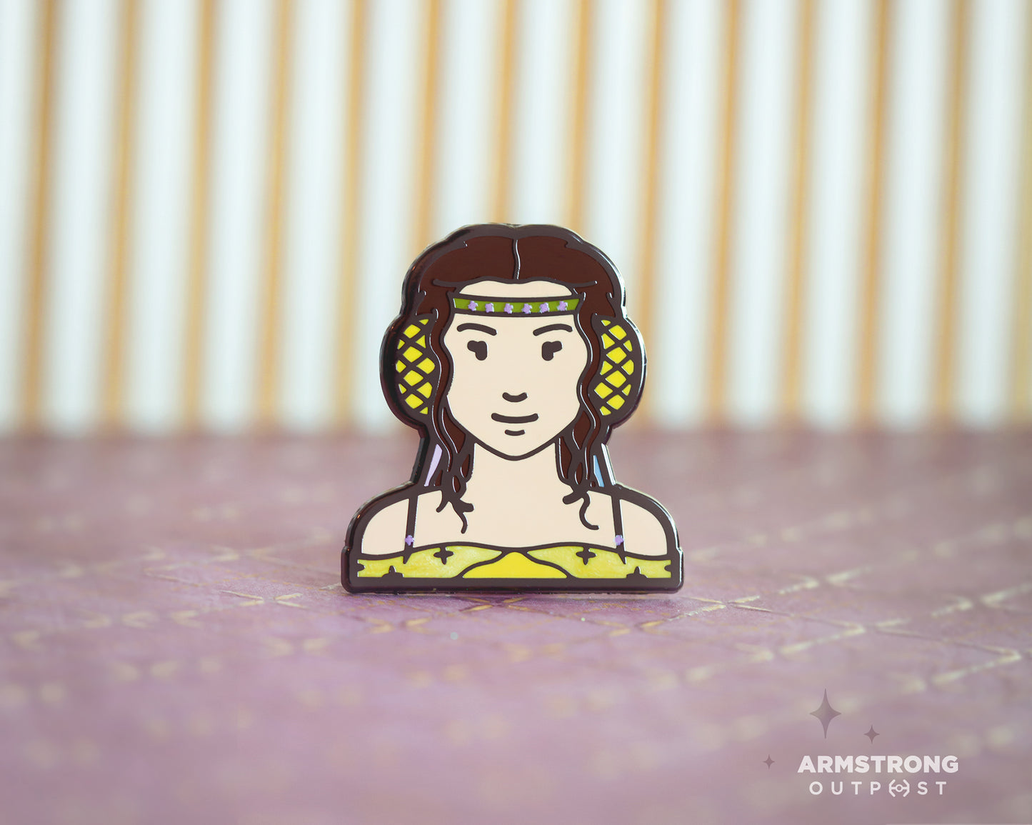 The Naboolian Senator ✧ Minimalist Pin