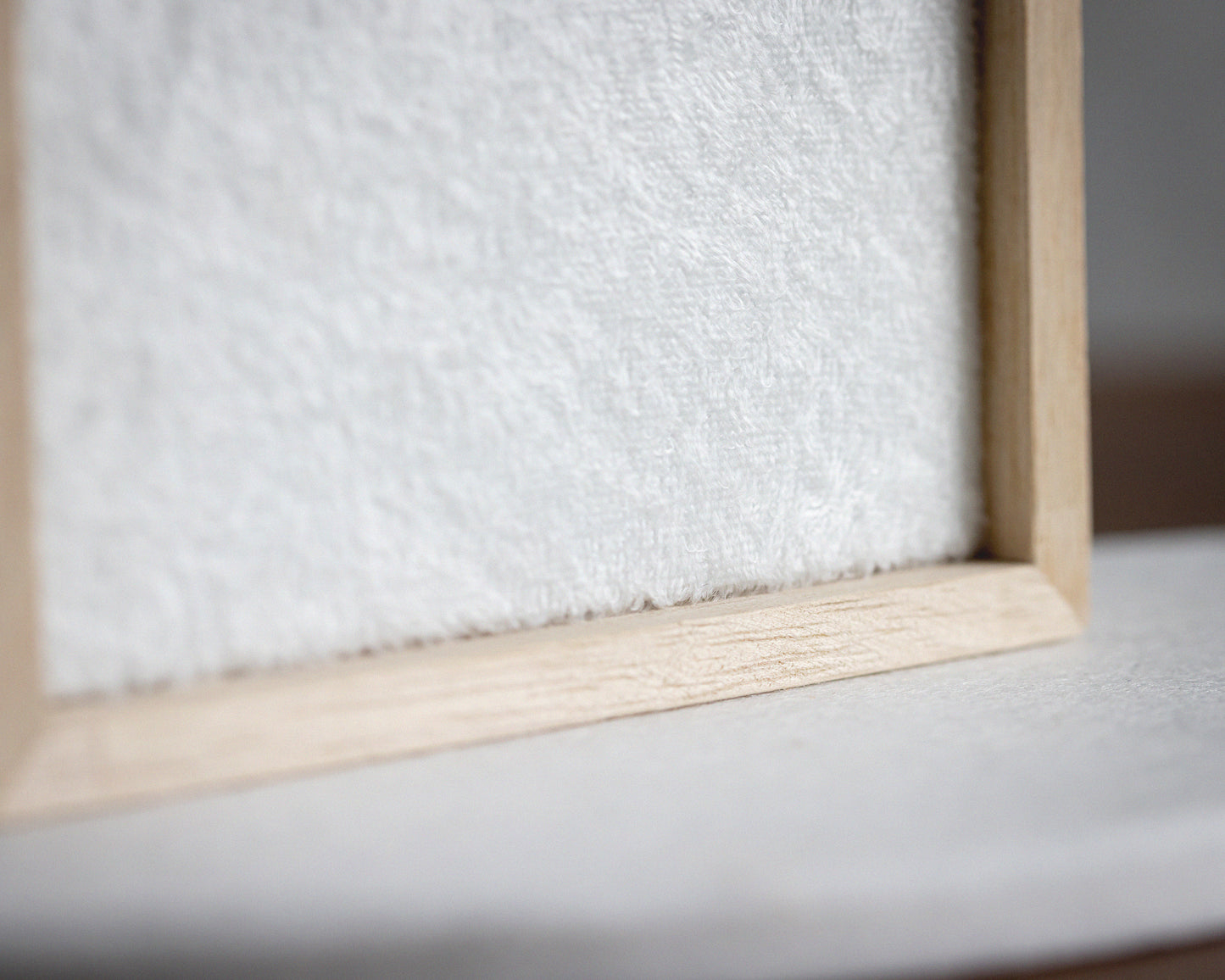 Small Lightweight Pin Displays in Soft White