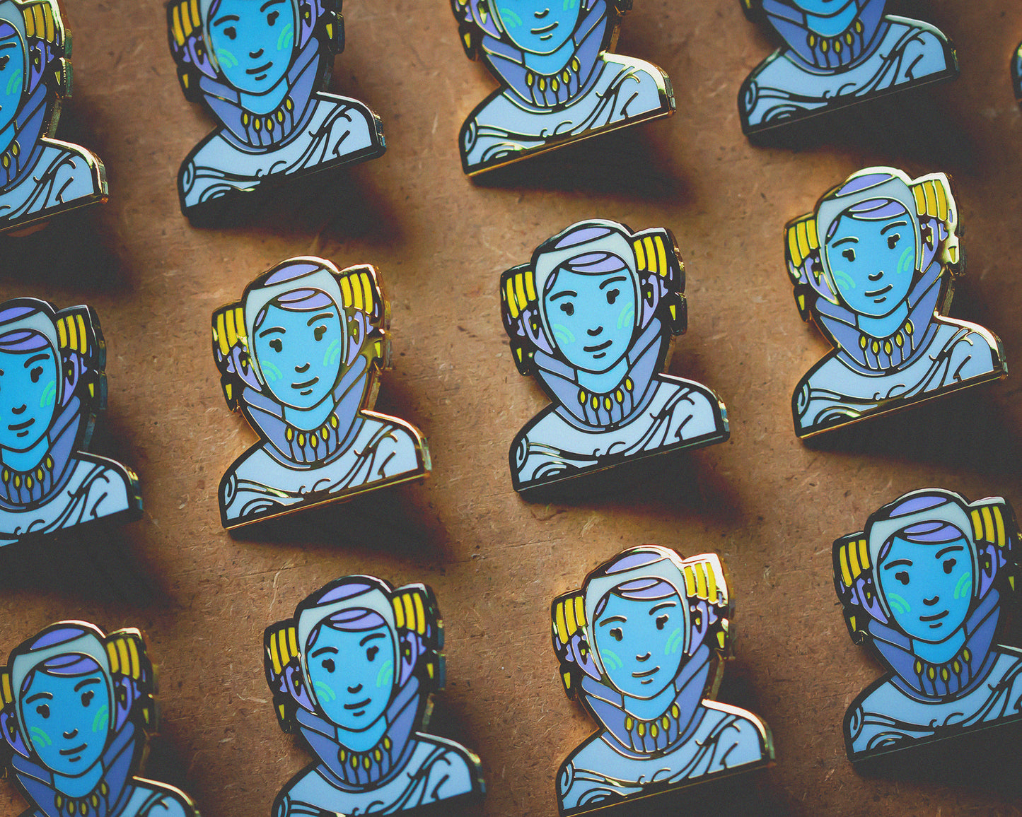 The Pantoran Senator ✧ Minimalist Pin